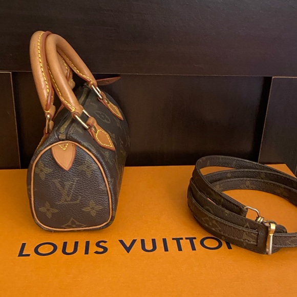 SALE‼️🤎Louis Vuitton Mini speedy crossbody🤎 - Picture 9 of 15